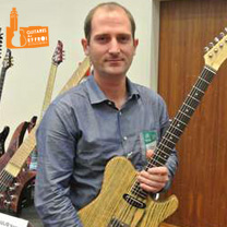 luthiers guitares et basses : Kostadin Dimitrov  - Exposera au Salon de la Belle Guitare